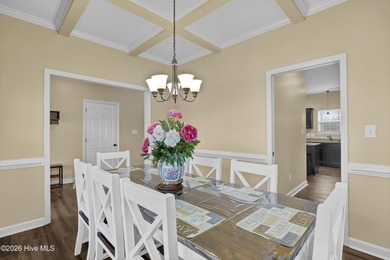 Welcome home to this beautifully maintained single-family - photo 5