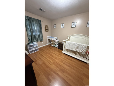 lWest Side Location! Well maintained 3BR, 1BA, 1 Half bath, 2 - photo 18