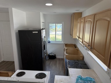 Breathtaking water view from this almost completely renovated - photo 12