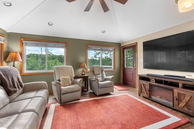 Welcome to this beautifully maintained Colonial located in the - photo 12