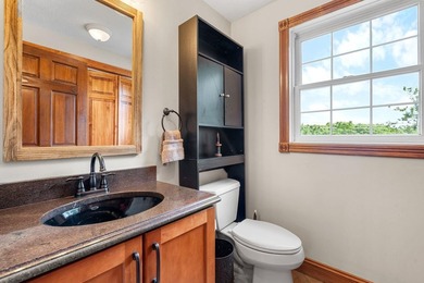 Welcome to this beautifully maintained Colonial located in the - photo 15