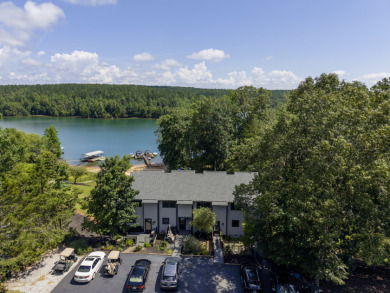 Lake Keowee Lakefront Townhome with Shared Beach and Dock - Lake Townhome/Townhouse For Sale in Seneca, South Carolina
