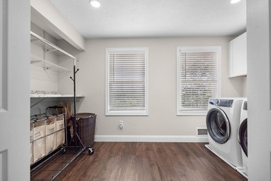 Welcome to this beautifully maintained Colonial located in the - photo 22