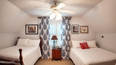Home is located on a quiet street with room between neighbors - photo 23