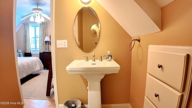 Home is located on a quiet street with room between neighbors - photo 30