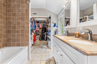 Welcome to this beautifully maintained Colonial located in the - photo 31