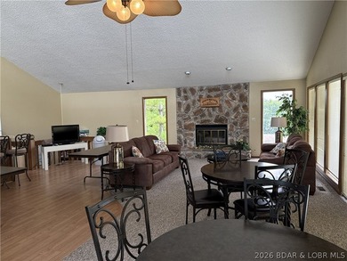 Welcome to your perfect summer escape! This super cute 2-bedroom - photo 32