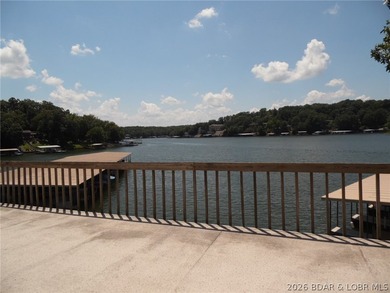 Welcome to your perfect summer escape! This super cute 2-bedroom - photo 40
