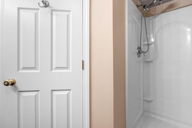 Welcome to this beautifully maintained Colonial located in the - photo 48