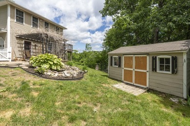 Welcome to this beautifully maintained Colonial located in the - photo 50