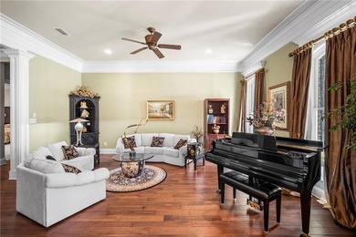 Welcome to 113 Oak Avenue, located in Fairhope's sought-after - photo 10