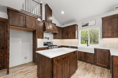 Open-concept home on 6.03 private, usable acres surrounded by - photo 8
