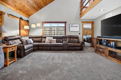 Discover the perfect blend of comfort, function, and country - photo 7