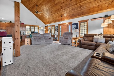 Discover the perfect blend of comfort, function, and country - photo 8