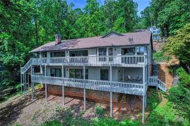 Lake Keowee Home Sale Pending in Salem South Carolina
