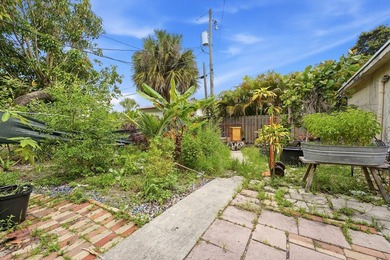 Are you searching for your next great investment? This 3 bedroom - photo 17