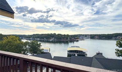 Top-floor living at Summerset Condominiums blends thoughtful - photo 20