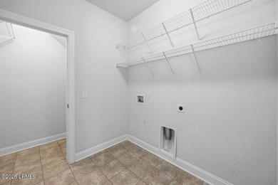 Welcome to Oyster Bluff on Lady's Island! This spacious - photo 25