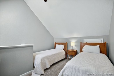 Top-floor living at Summerset Condominiums blends thoughtful - photo 31