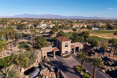 Perfectly positioned on a quiet cul-de-sac along the 15th - photo 36