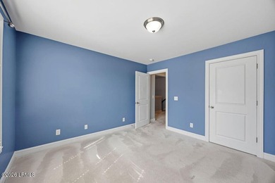 Welcome to Oyster Bluff on Lady's Island! This spacious - photo 37