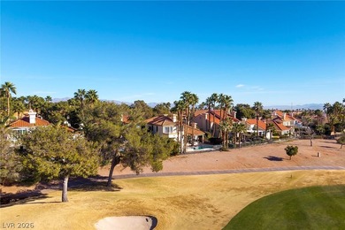Perfectly positioned on a quiet cul-de-sac along the 15th - photo 38