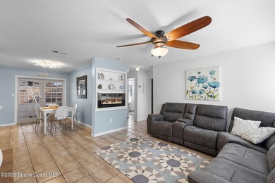 Perfectly landscaped yard is the perfect entrance to this - photo 4