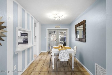 Perfectly landscaped yard is the perfect entrance to this - photo 6