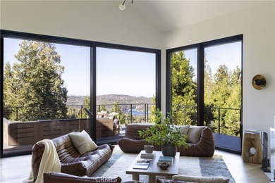 Lake Home For Sale in Lake Arrowhead, California
