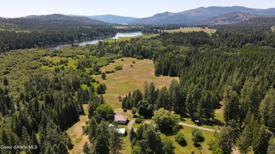 This expansive 120-acre ranch offers sweeping mountain and - photo 2