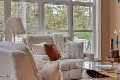 Lakeside views! 3,000 sq/ft of comfortable living space with 2 - photo 15
