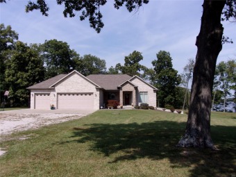 Glenn Shoals Lake Home For Sale in Irving Illinois