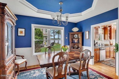 Lakeside views! 3,000 sq/ft of comfortable living space with 2 - photo 23