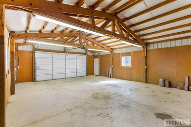 Welcome to peaceful country living! This charming 3 bedroom, 2 - photo 24