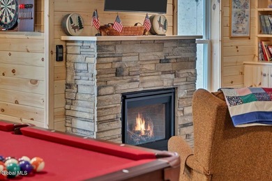 Lakeside views! 3,000 sq/ft of comfortable living space with 2 - photo 53