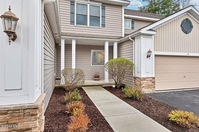 Lakeside views! 3,000 sq/ft of comfortable living space with 2 - photo 65