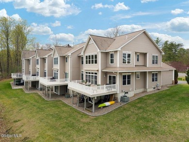 Lakeside views! 3,000 sq/ft of comfortable living space with 2 - photo 66
