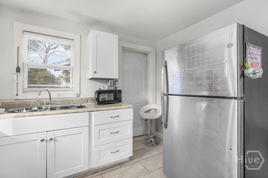 Charming 3-bedroom, 1-bath home located just minutes from - photo 11