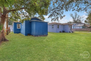 Charming 3-bedroom, 1-bath home located just minutes from - photo 28