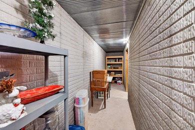Rare opportunity! This stunning, one-owner estate sits on 30 - photo 31