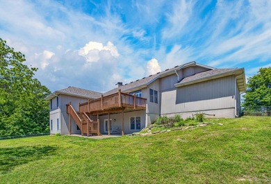 Rare opportunity! This stunning, one-owner estate sits on 30 - photo 35