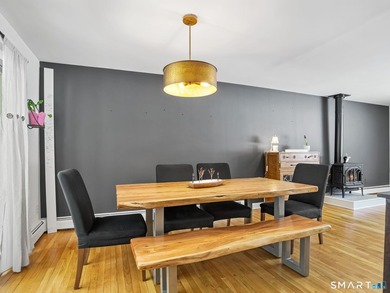 An exceptional opportunity to live in one of Trumbull's - photo 7
