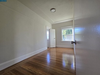 Four-unit multifamily investment located in Richmond's Civic - photo 14