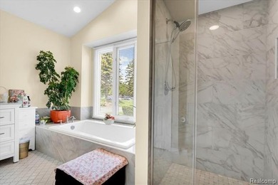 Completely updated end-unit ranch in sought-after The Heathers - photo 20