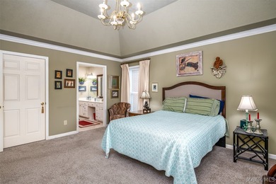 Beautifully maintained 2-bedroom, 2-bath brick garden home - photo 28