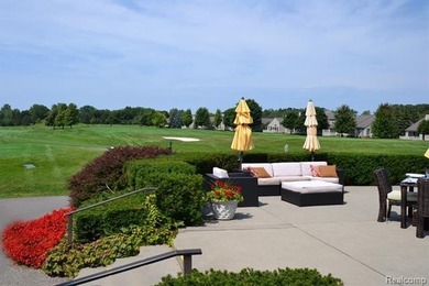 Completely updated end-unit ranch in sought-after The Heathers - photo 38