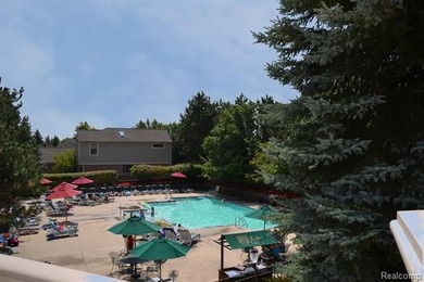 Completely updated end-unit ranch in sought-after The Heathers - photo 41