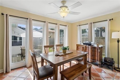 Located on a great block in the heart of Lakeview, this - photo 10