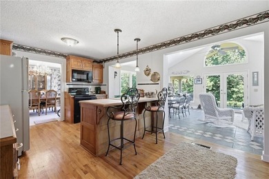 Rare opportunity to own a beautiful ranch home on 10.29 scenic - photo 11