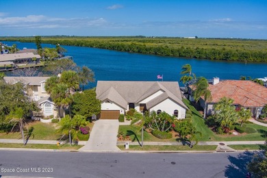 Here's your Chance of a lifetime to own a waterfront home - photo 2